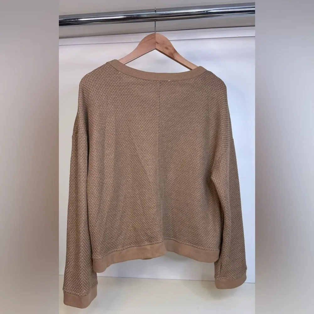 Women's Tan Sweater sz Lg - Picture 2 of 3